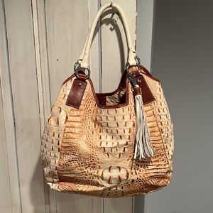 Cavaicanti leather purse